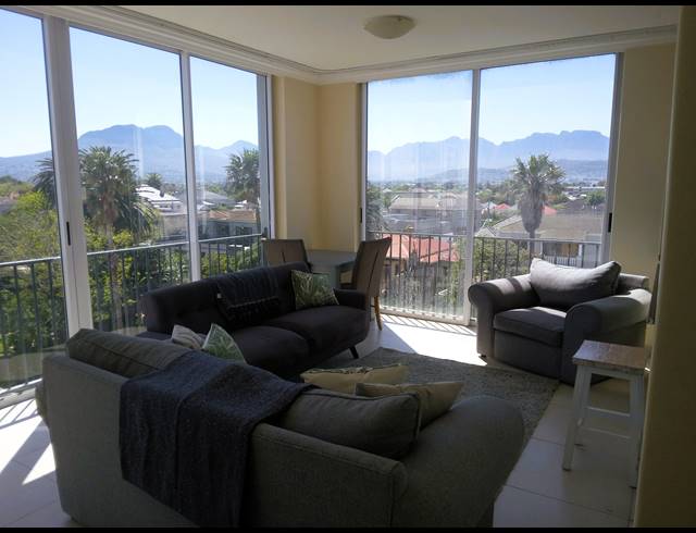 2 BEDROOM APARTMENT TO LET IN STRAND NORTH